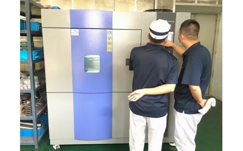 广州某电子公司与勤卓签订快速温变试验箱设备！